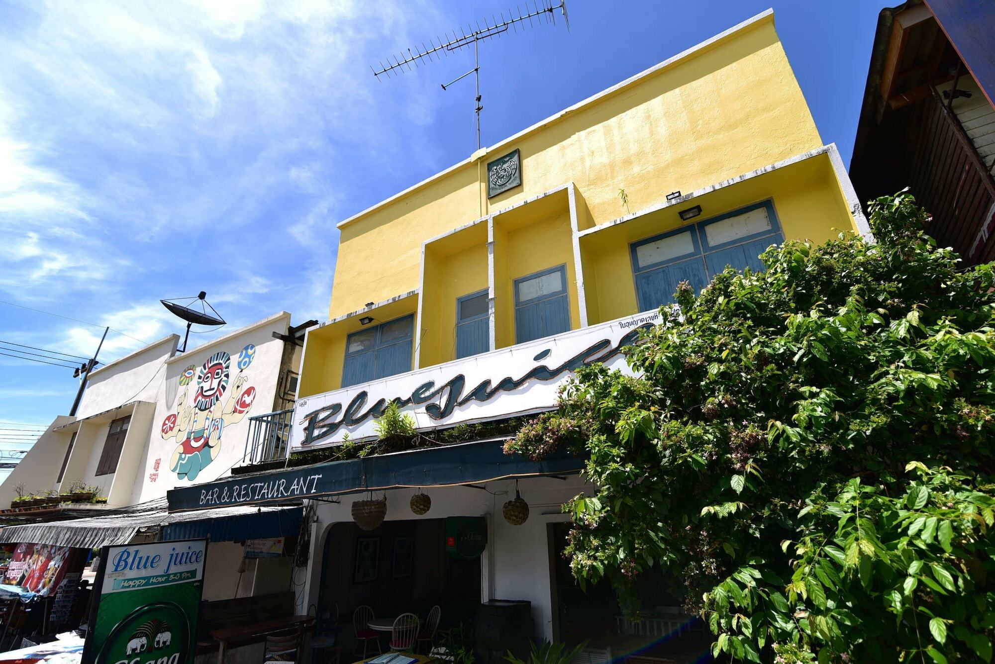 Blue Juice Hotel Krabi Exterior photo